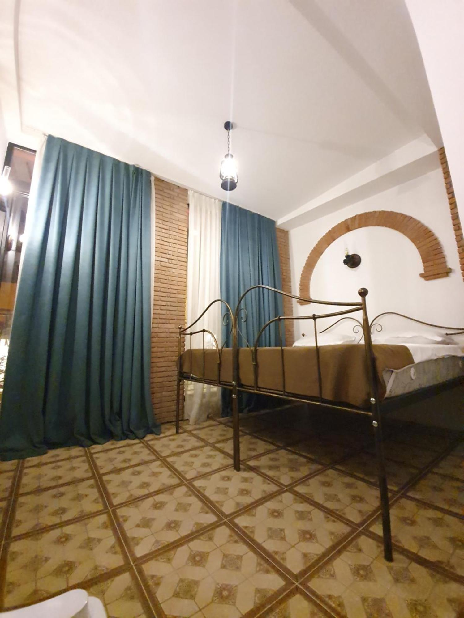 טביליסי Janashia Boutique Hotels חדר תמונה