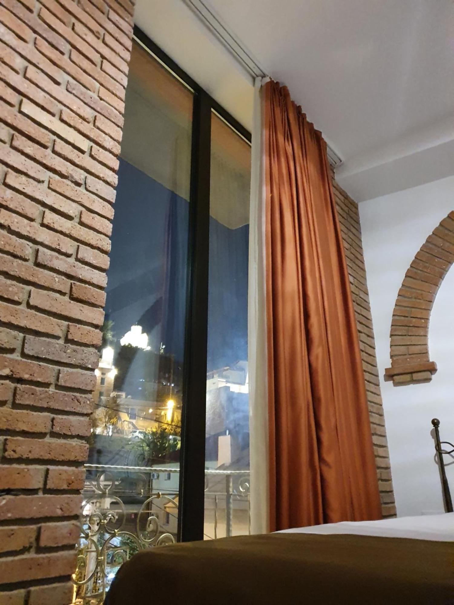 טביליסי Janashia Boutique Hotels חדר תמונה