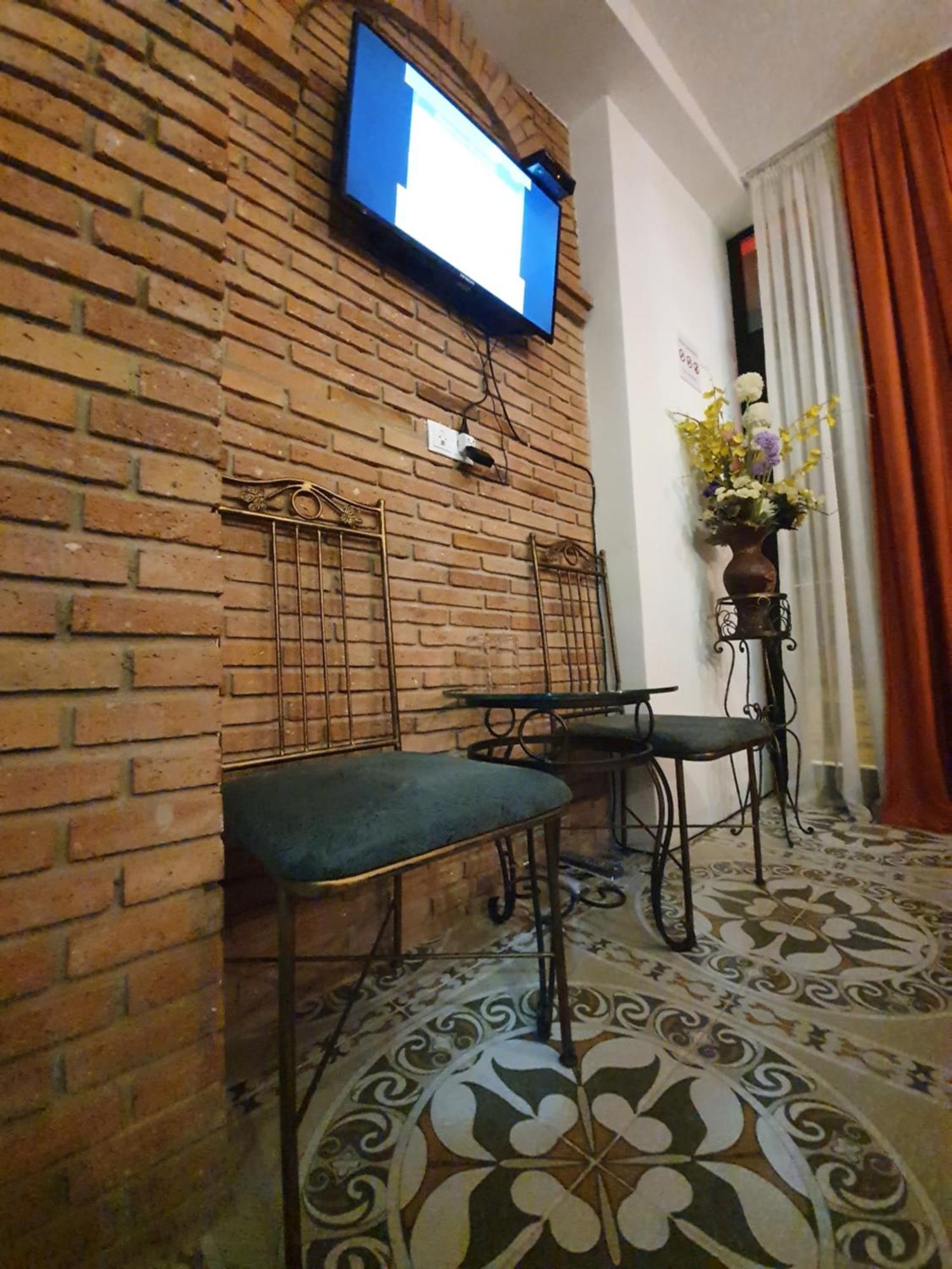 טביליסי Janashia Boutique Hotels חדר תמונה